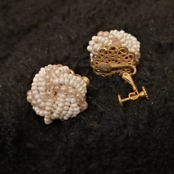 Vintage Signed Miriam Haskell Love Knot Earrings (Clip On/Screw Back) - Picture 4 of 8